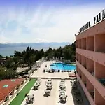Marcaneto فندق سكاريو